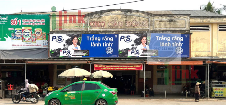 chợ tại trung tâm