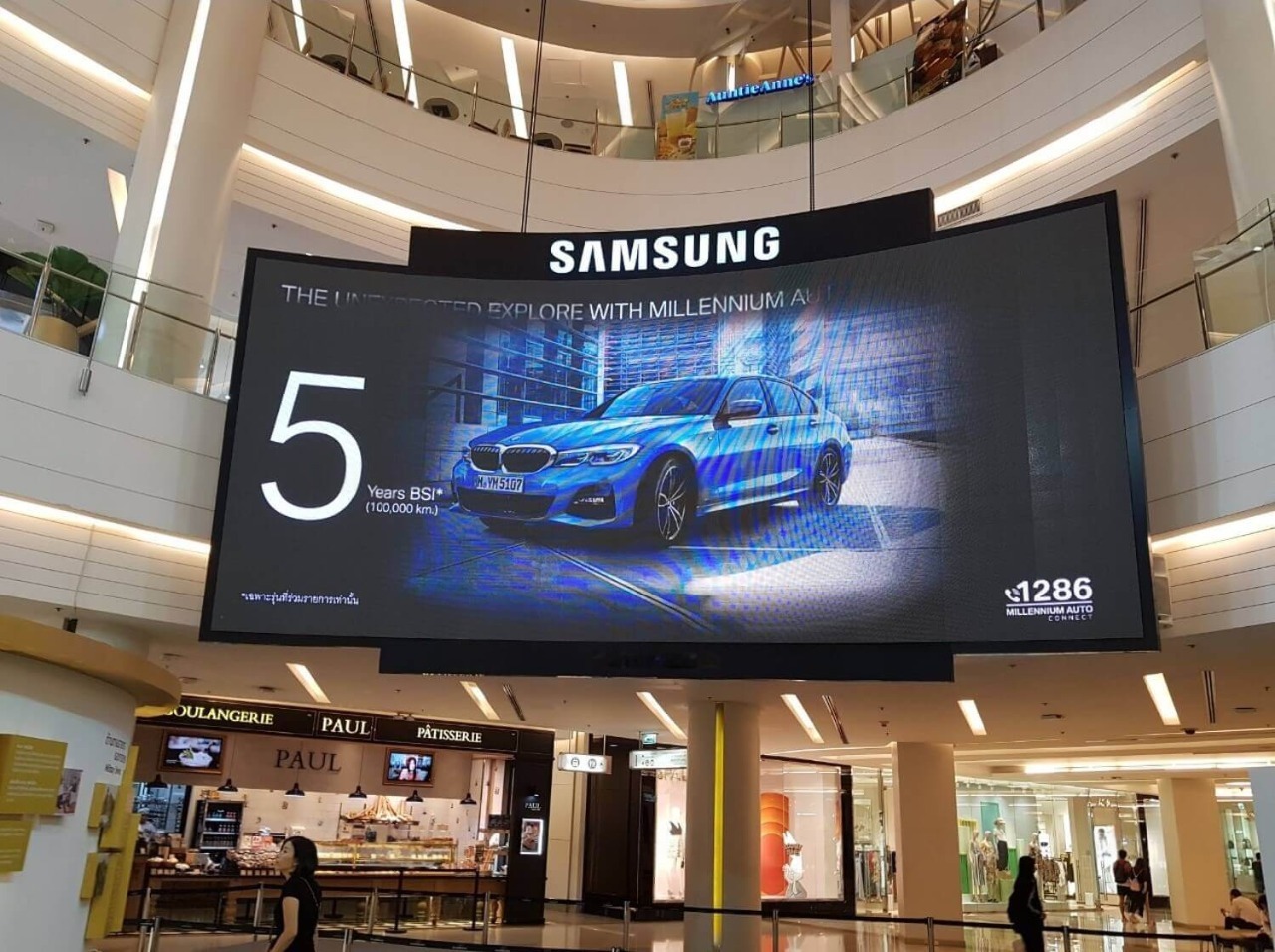 quảng cáo màn hình Led trong nhà