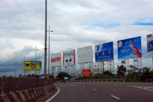 QUẢNG CÁO BILLBOARD TRÊN ĐƯỜNG CAO TỐC